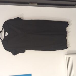 Short sleeve black dress